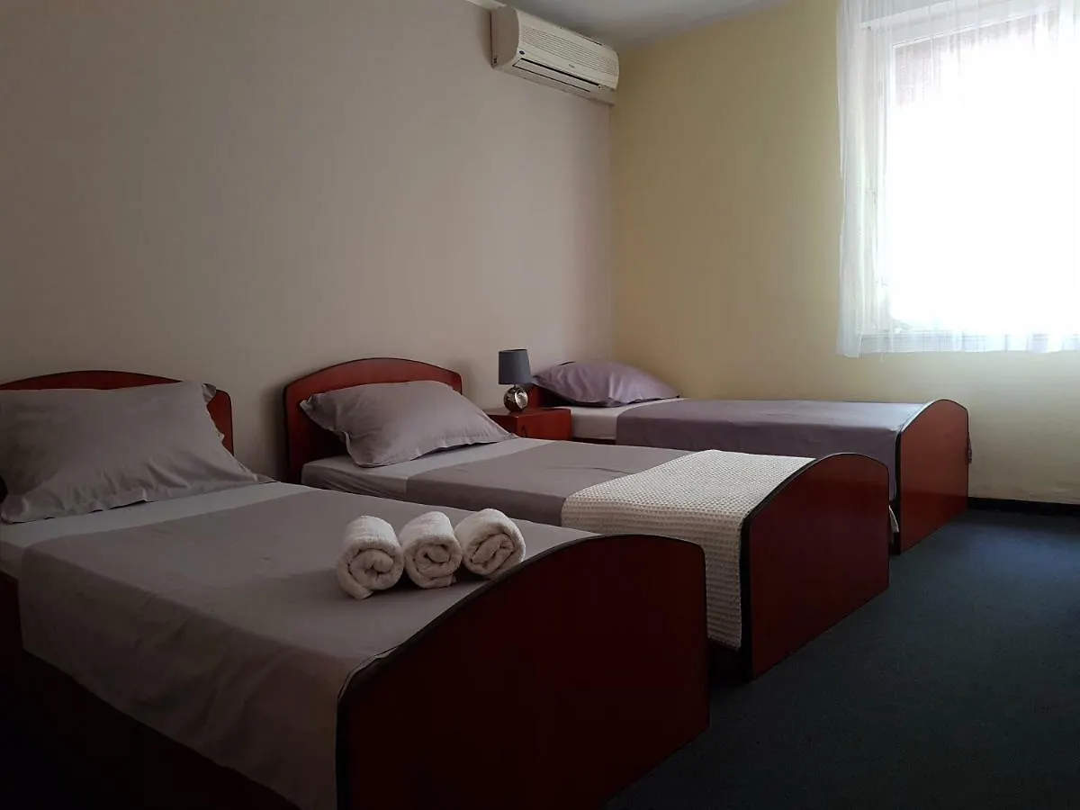 Guest House Ivan Split 3*,  Croatia